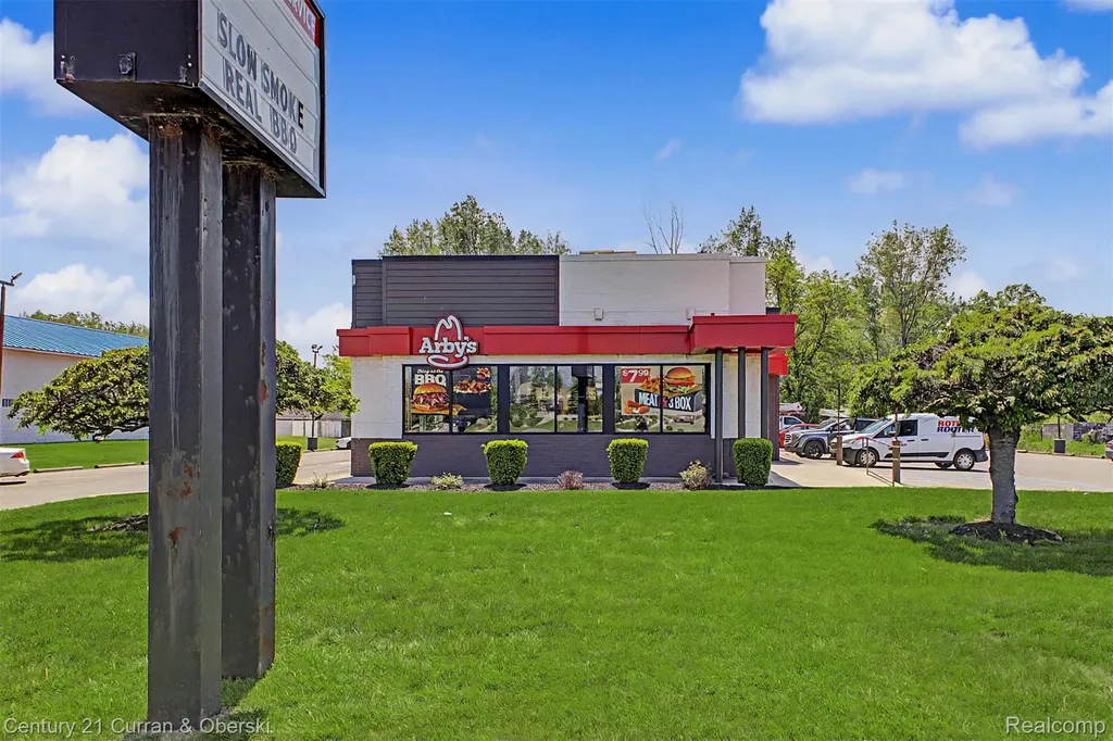 27277 Eureka Road Taylor City MI 48180