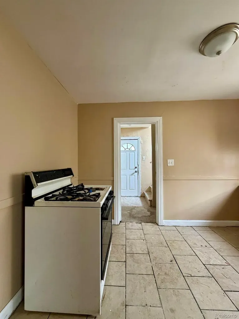 19440 Cliff Street Detroit City MI 48234