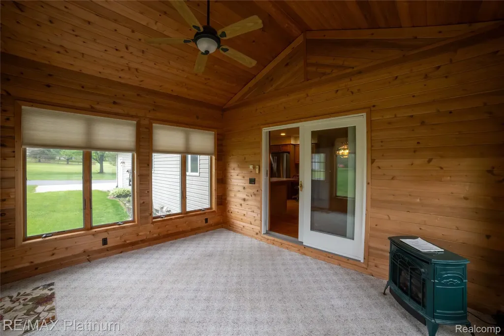 12987 Holtforth Road Tyrone Township MI 48430