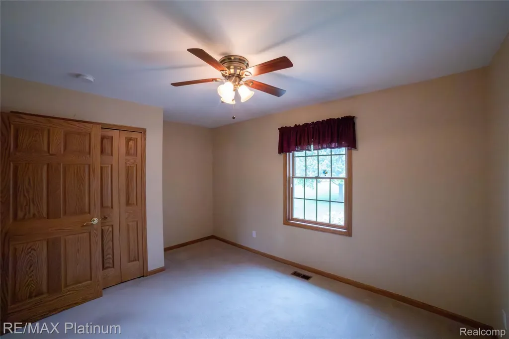 12987 Holtforth Road Tyrone Township MI 48430