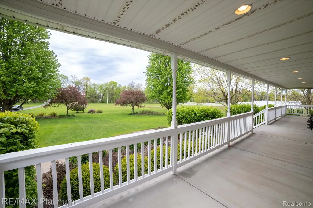 12987 Holtforth Road Tyrone Township MI 48430