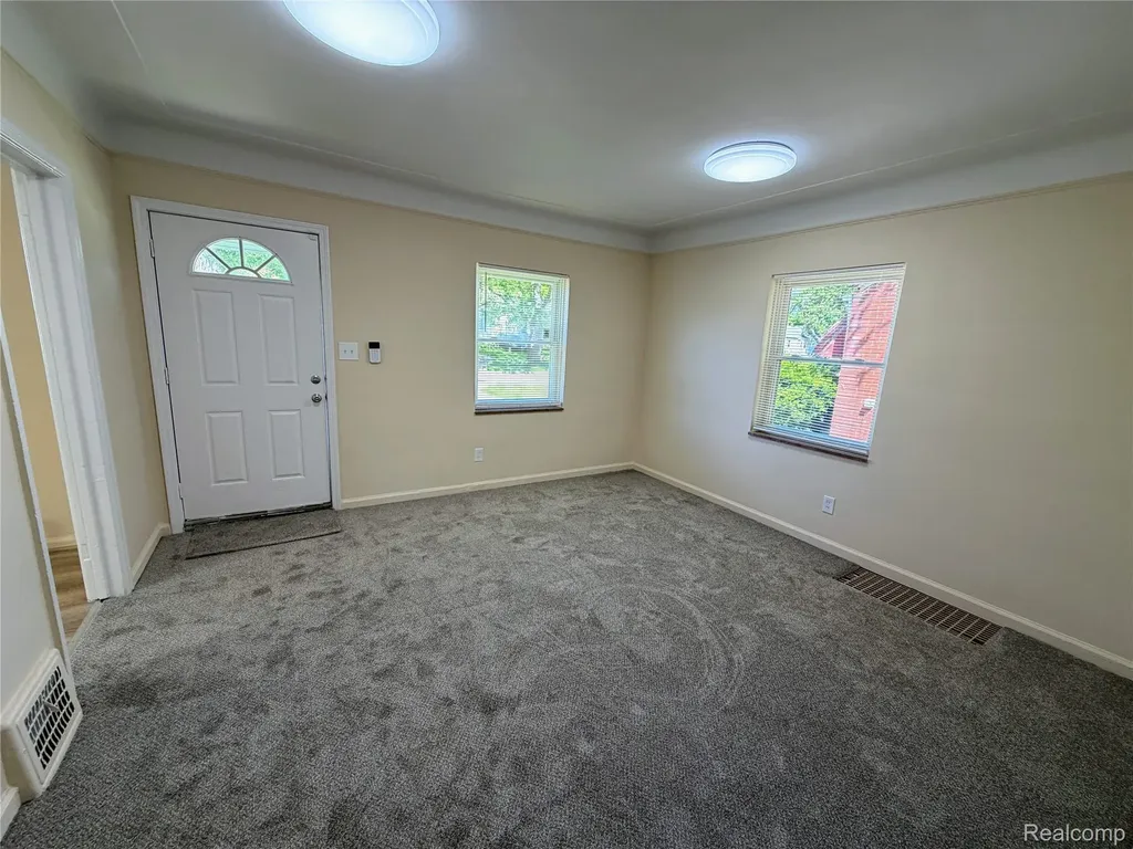 12892 Faust Avenue Detroit City MI 48223