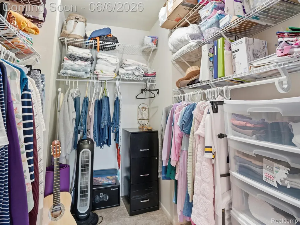 1975 Klingensmith Road Bloomfield Hills City MI 48302
