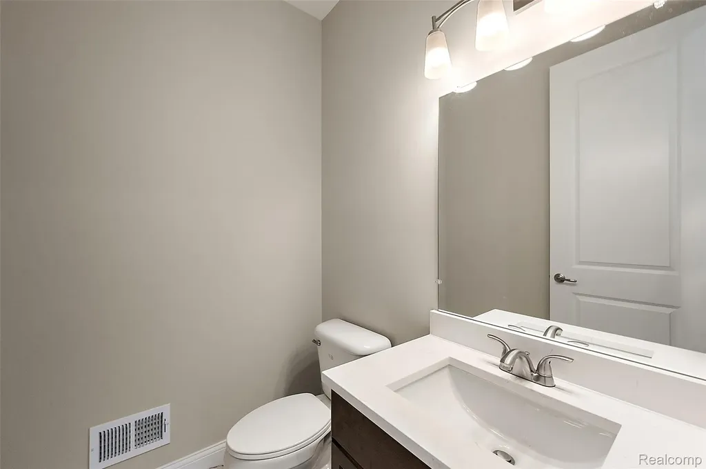 18901 Via Firenze Drive Macomb Township MI 48044