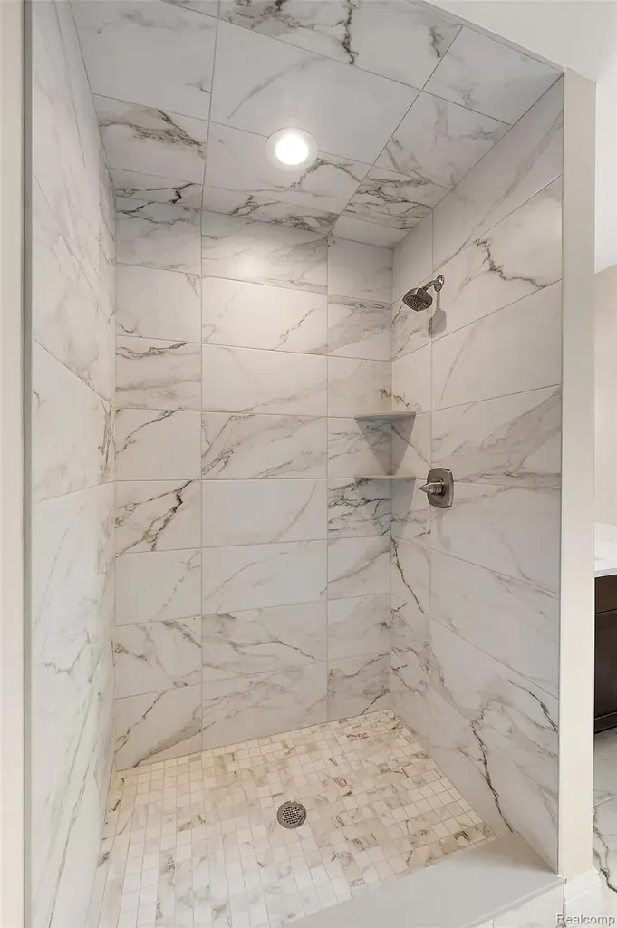 18901 Via Firenze Drive Macomb Township MI 48044