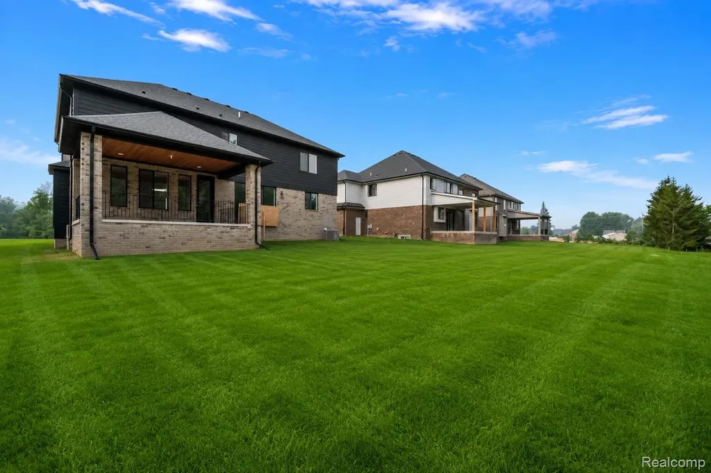 18901 Via Firenze Drive Macomb Township MI 48044
