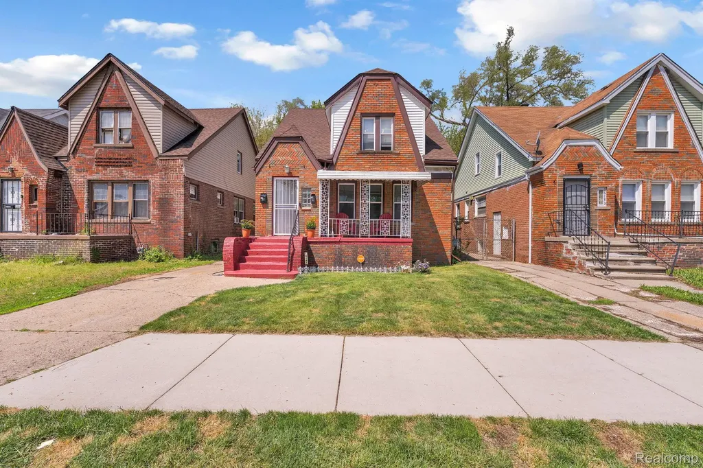 16147 Snowden Street Detroit City MI 48235