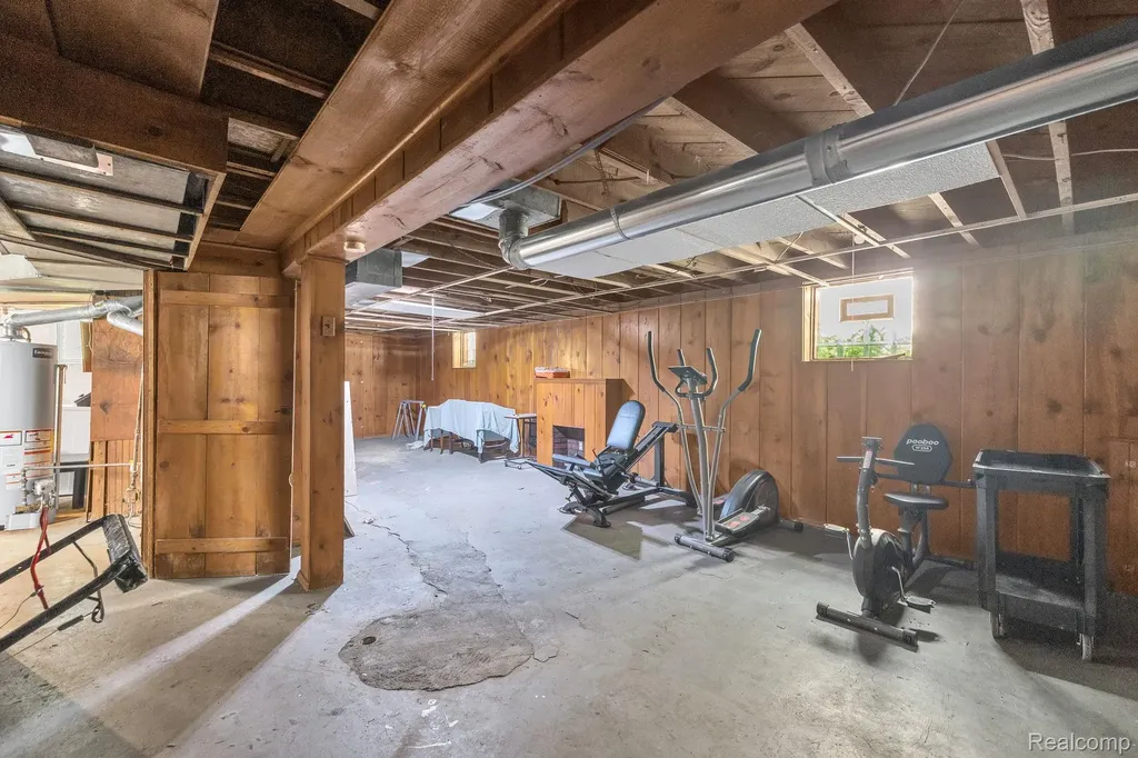 16147 Snowden Street Detroit City MI 48235