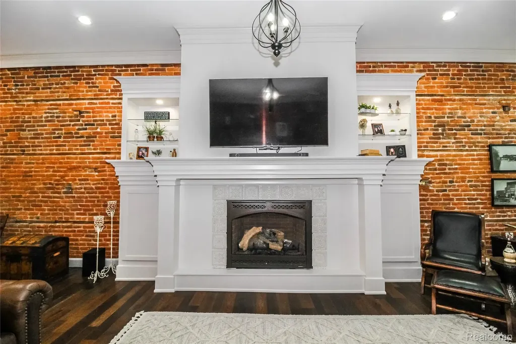 4520 Water Street Columbiaville Village MI 48421