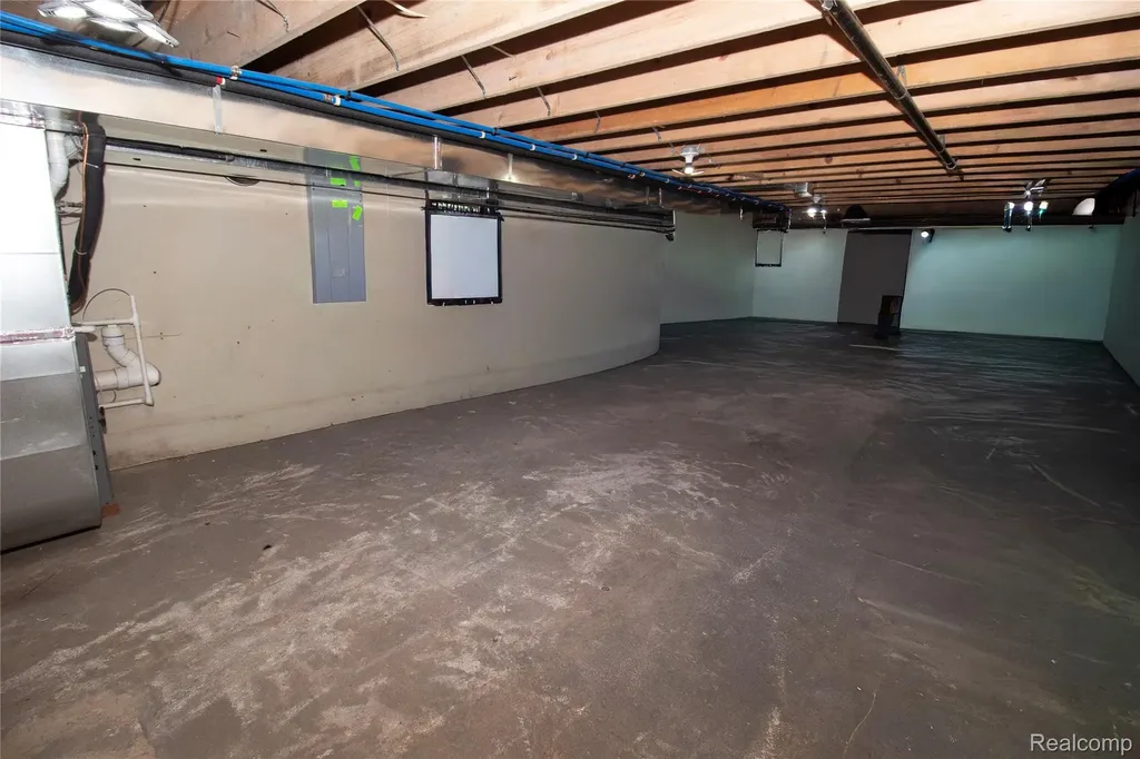 4520 Water Street Columbiaville Village MI 48421