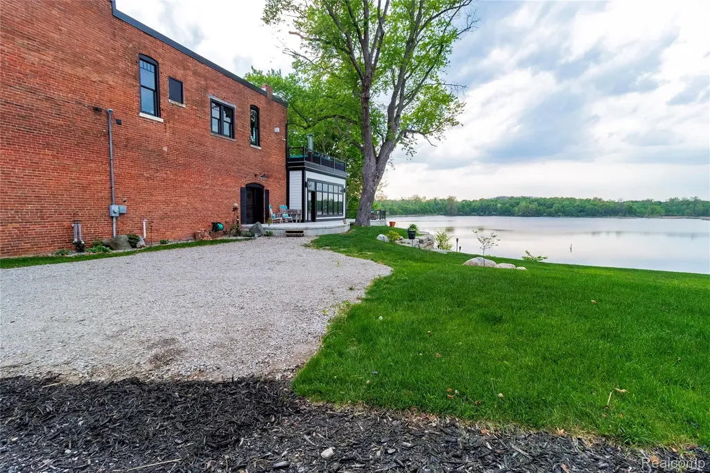 4520 Water Street Columbiaville Village MI 48421