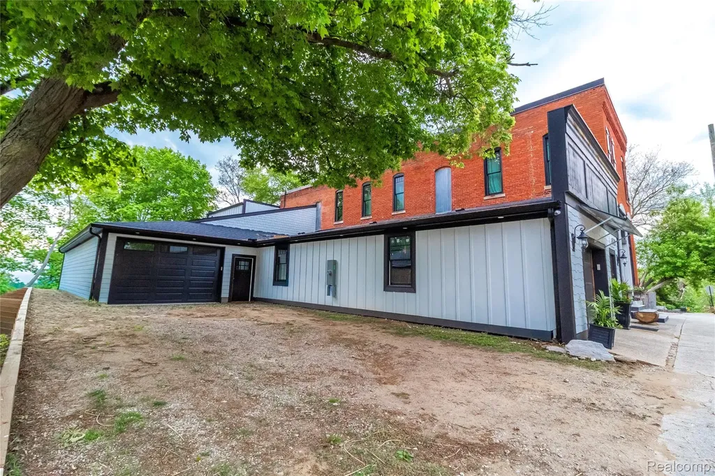 4520 Water Street Columbiaville Village MI 48421