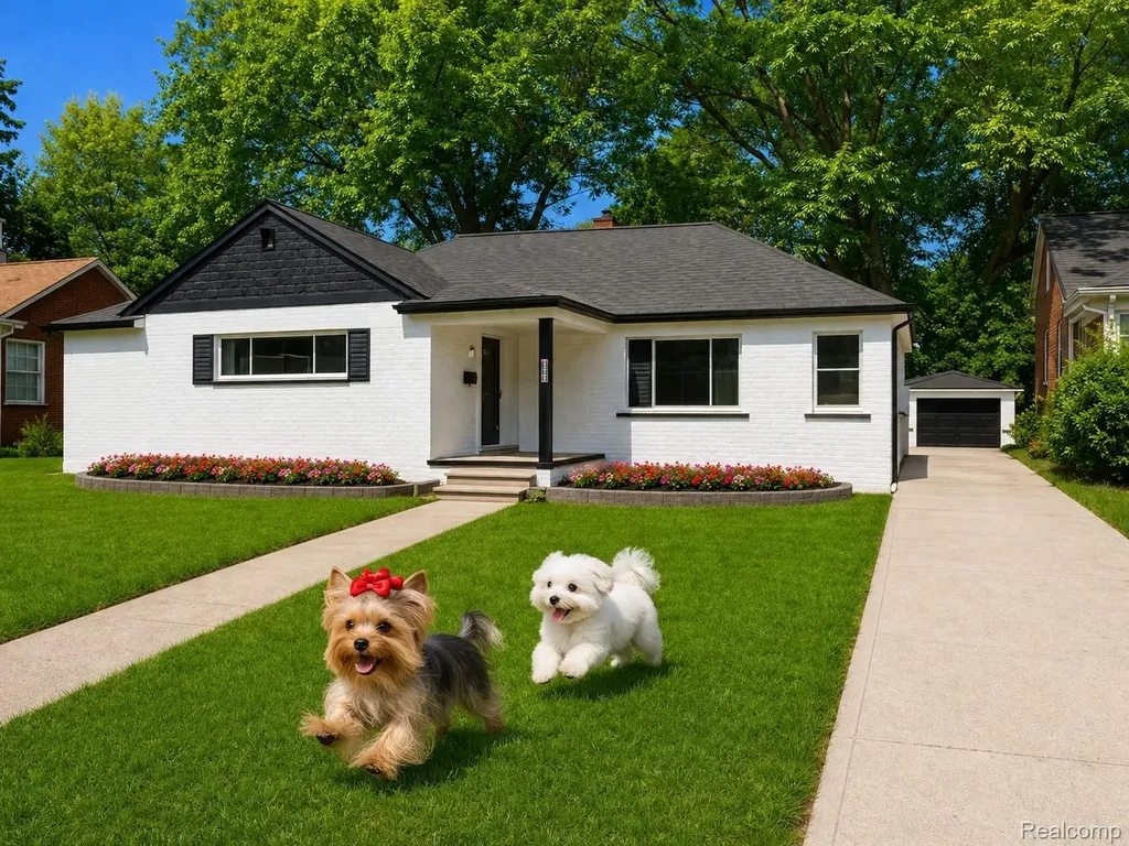 24221 Cloverlawn Street Oak Park City MI 48237