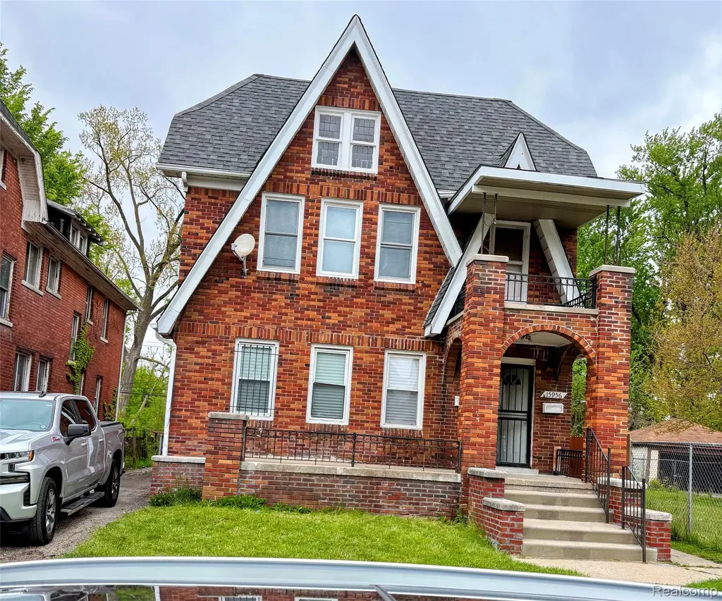 15954 NW Hackett Street NW Detroit City MI 48227