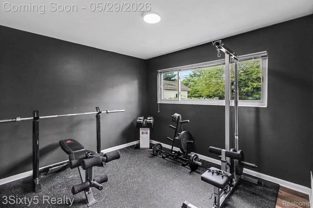 2198 Saint Joseph Street West Bloomfield Charter Township MI 48324
