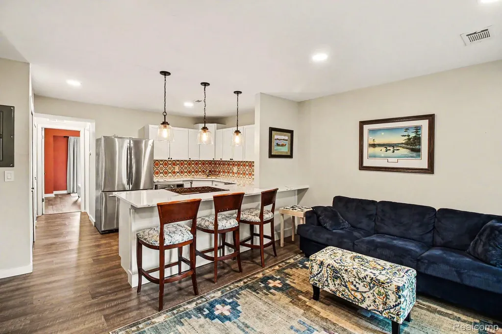 851 Union Street Milford Village MI 48381