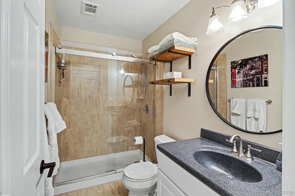 851 Union Street Milford Village MI 48381