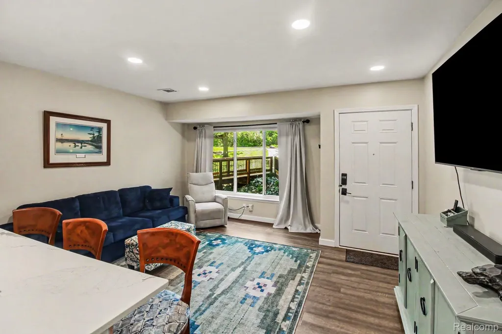 851 Union Street Milford Village MI 48381