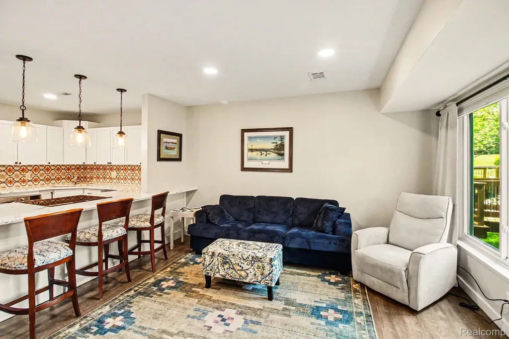 851 Union Street Milford Village MI 48381