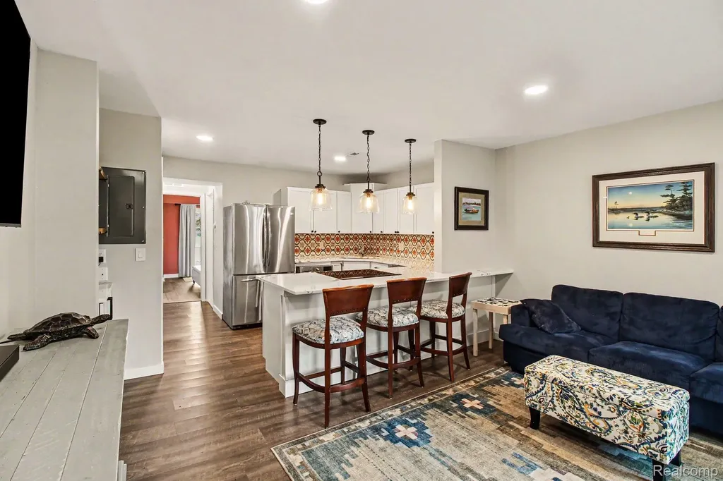 851 Union Street Milford Village MI 48381