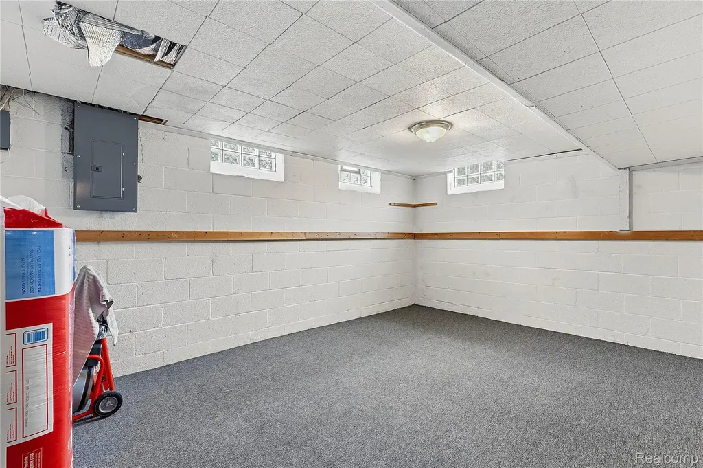 3129 Beacham Drive Waterford Charter Township MI 48329