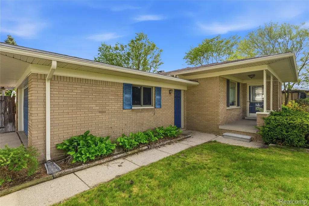 3129 Beacham Drive Waterford Charter Township MI 48329