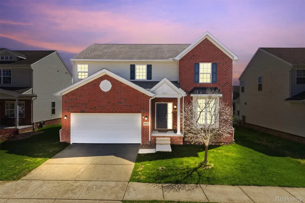 59625 Twin Pines Drive Lyon Charter Township MI 48165