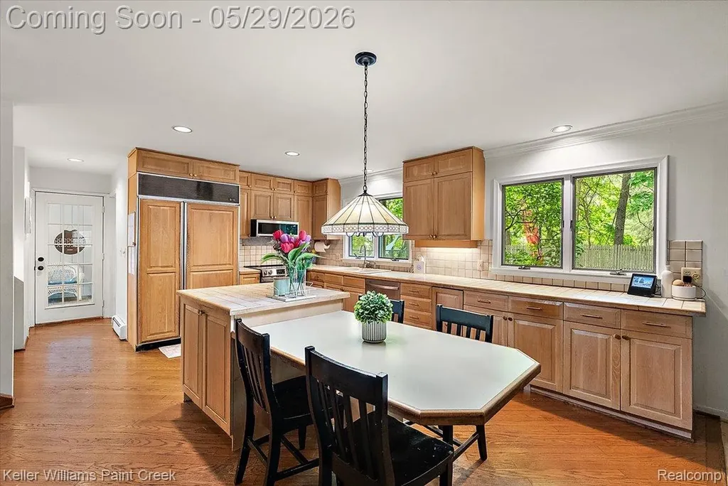 5795 Thorny Ash Road Oakland Charter Township MI 48306