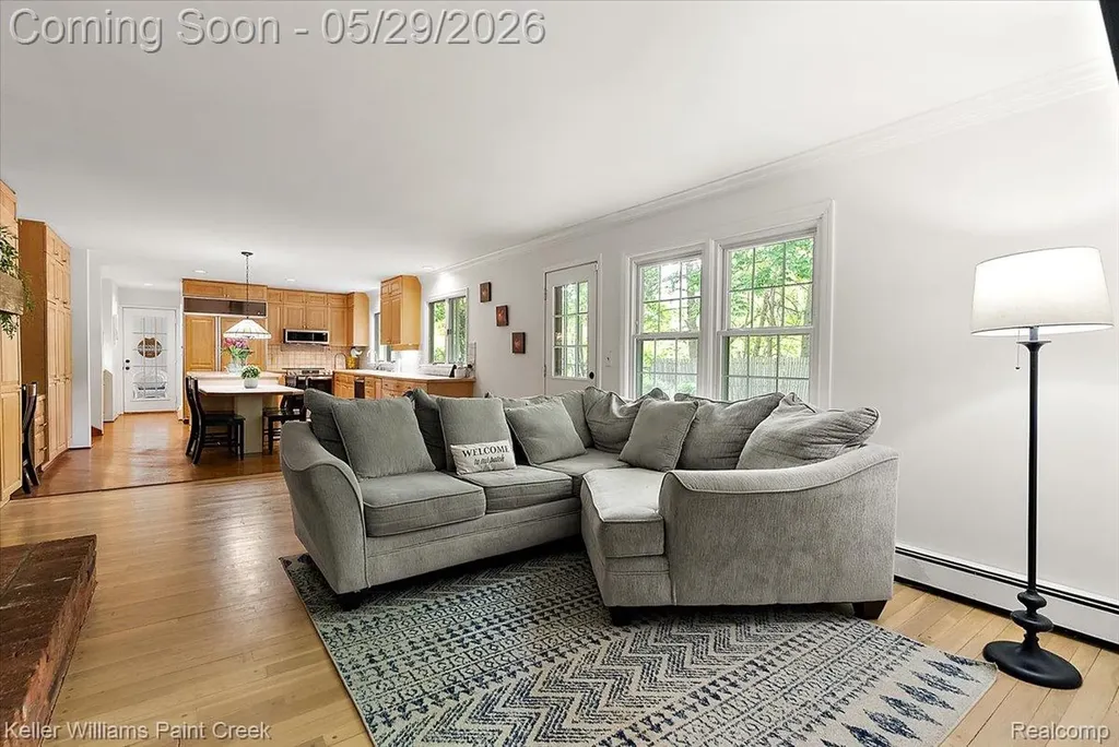 5795 Thorny Ash Road Oakland Charter Township MI 48306