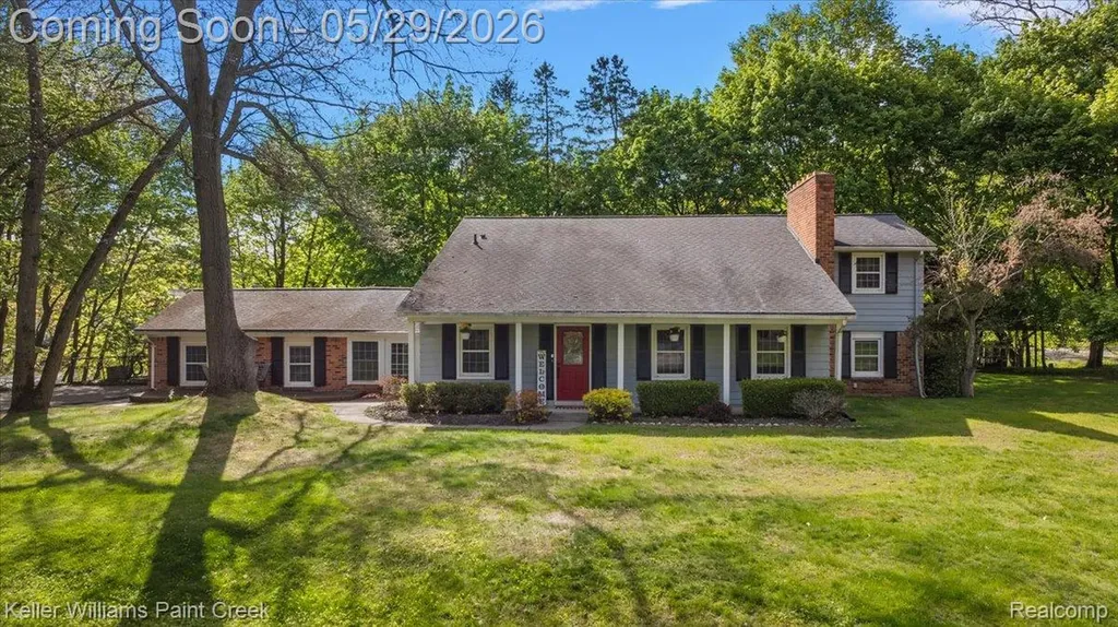 5795 Thorny Ash Road Oakland Charter Township MI 48306