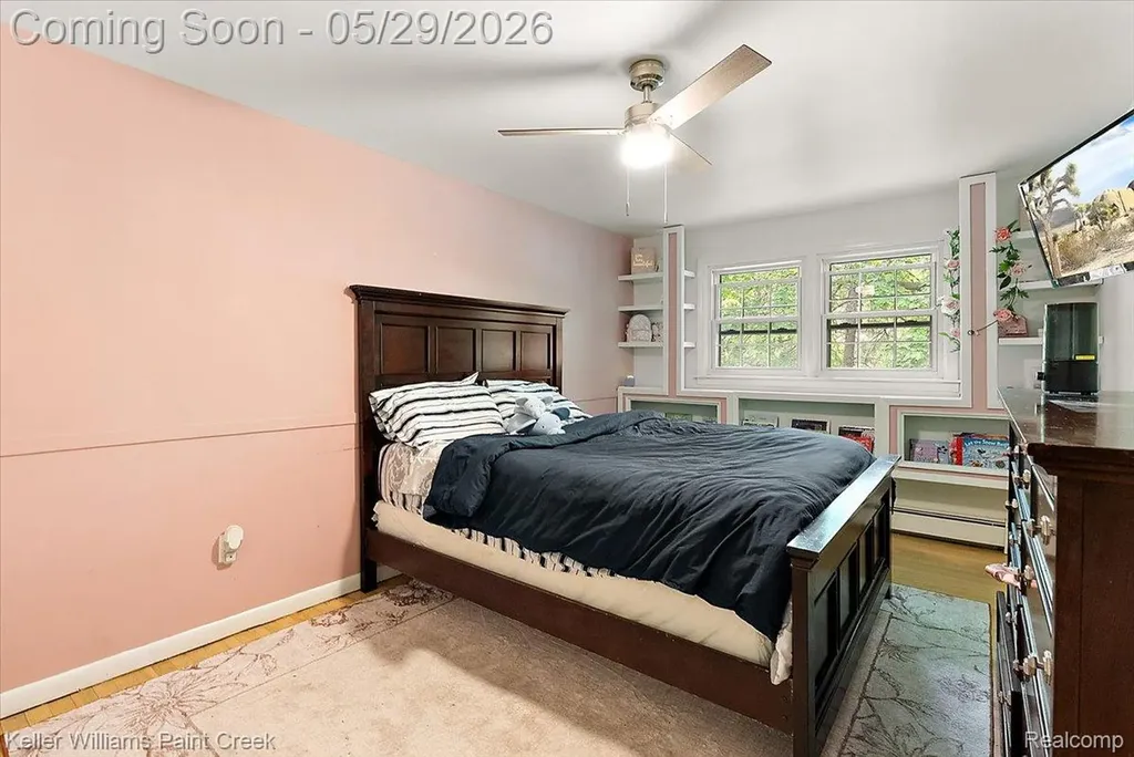 5795 Thorny Ash Road Oakland Charter Township MI 48306