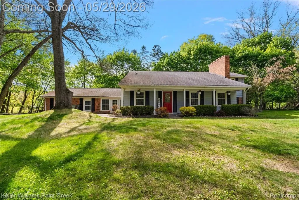 5795 Thorny Ash Road Oakland Charter Township MI 48306