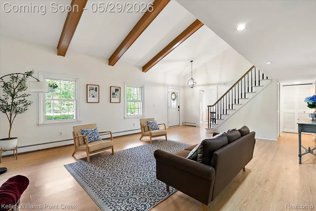 5795 Thorny Ash Road Oakland Charter Township MI 48306
