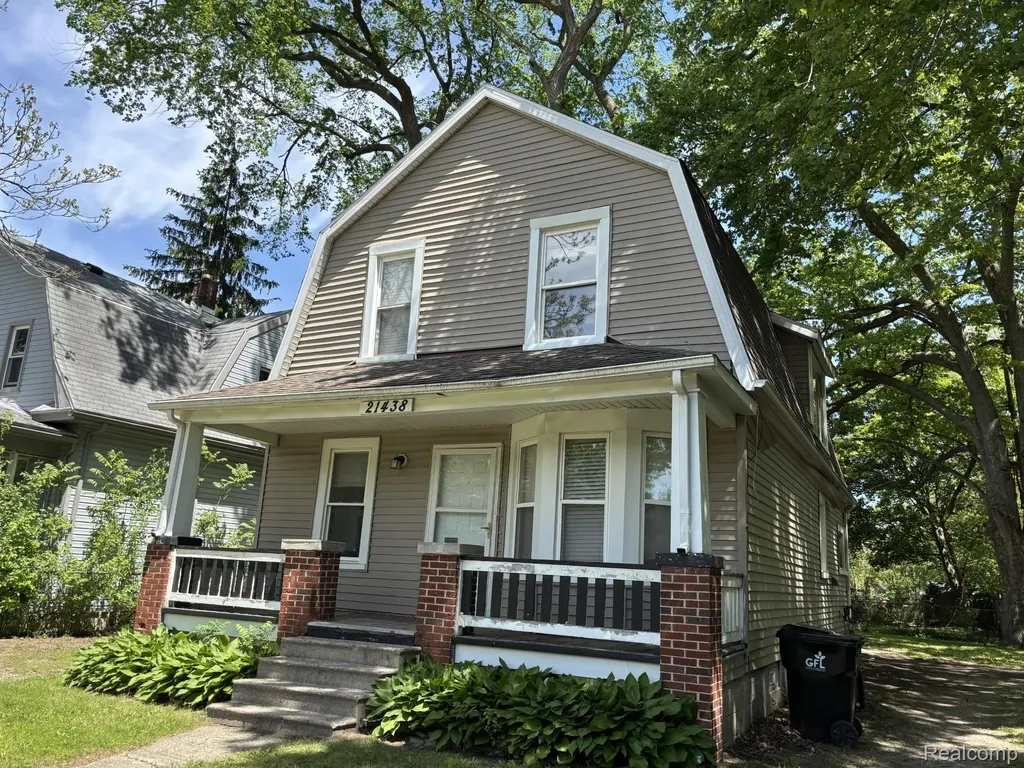 21438 Hamilton Avenue Farmington Hills City MI 48336