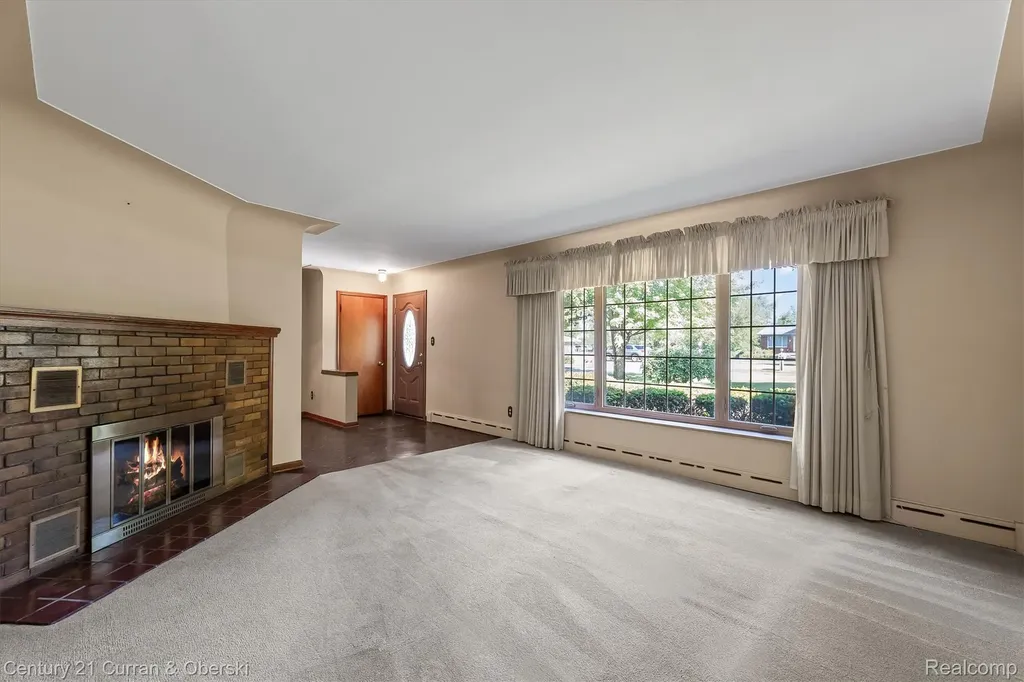 1720 Willowood Road Rochester Hills City MI 48307