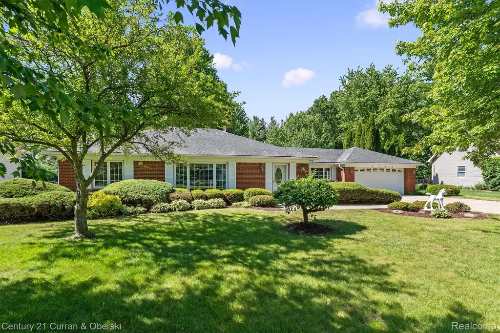 1720 Willowood Road Rochester Hills City MI 48307