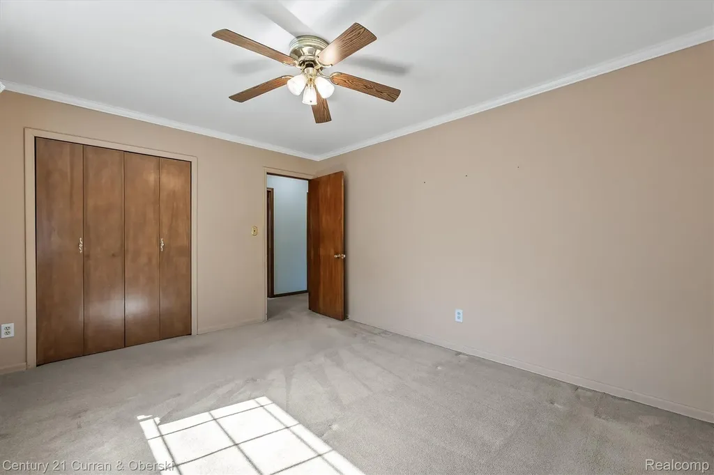 1720 Willowood Road Rochester Hills City MI 48307