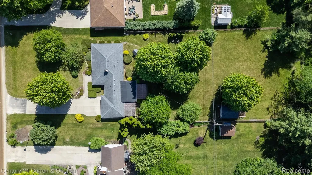 1720 Willowood Road Rochester Hills City MI 48307