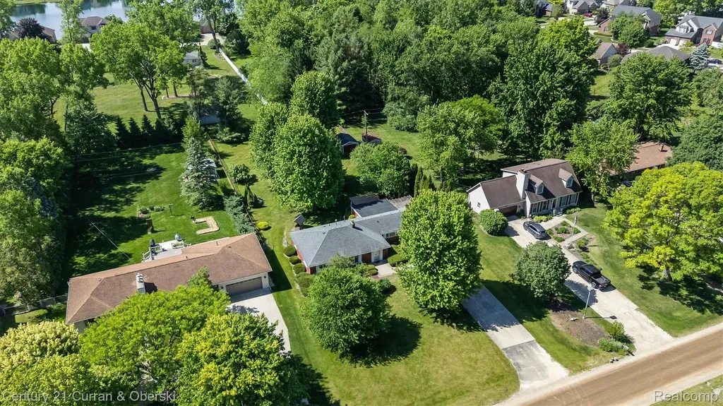 1720 Willowood Road Rochester Hills City MI 48307