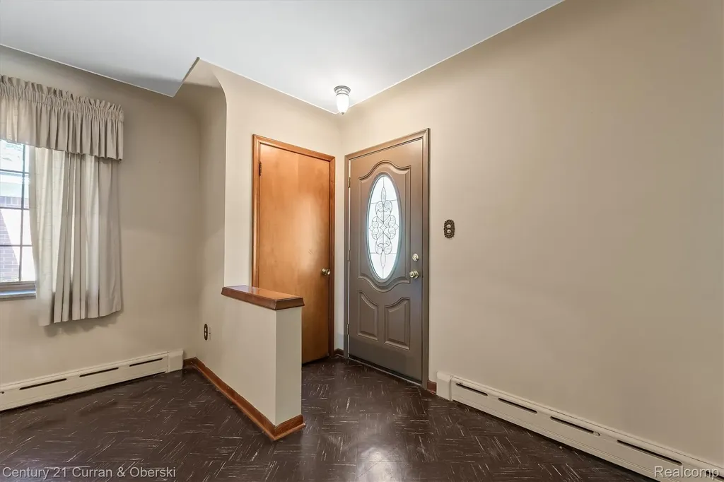 1720 Willowood Road Rochester Hills City MI 48307