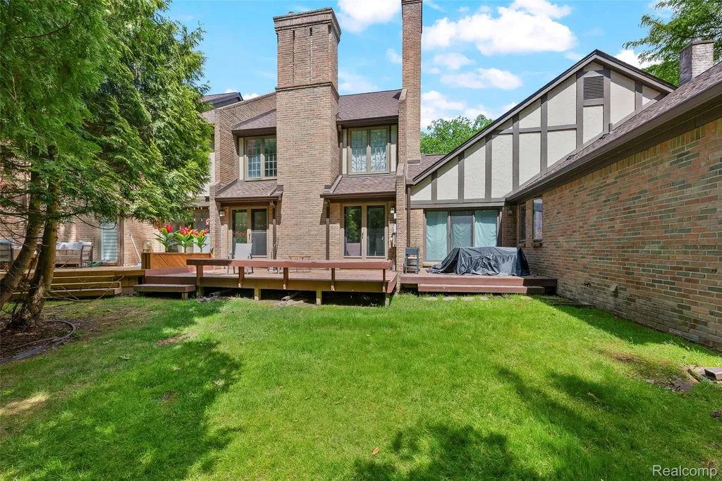 13 Timberlane Court Dearborn City MI 48126