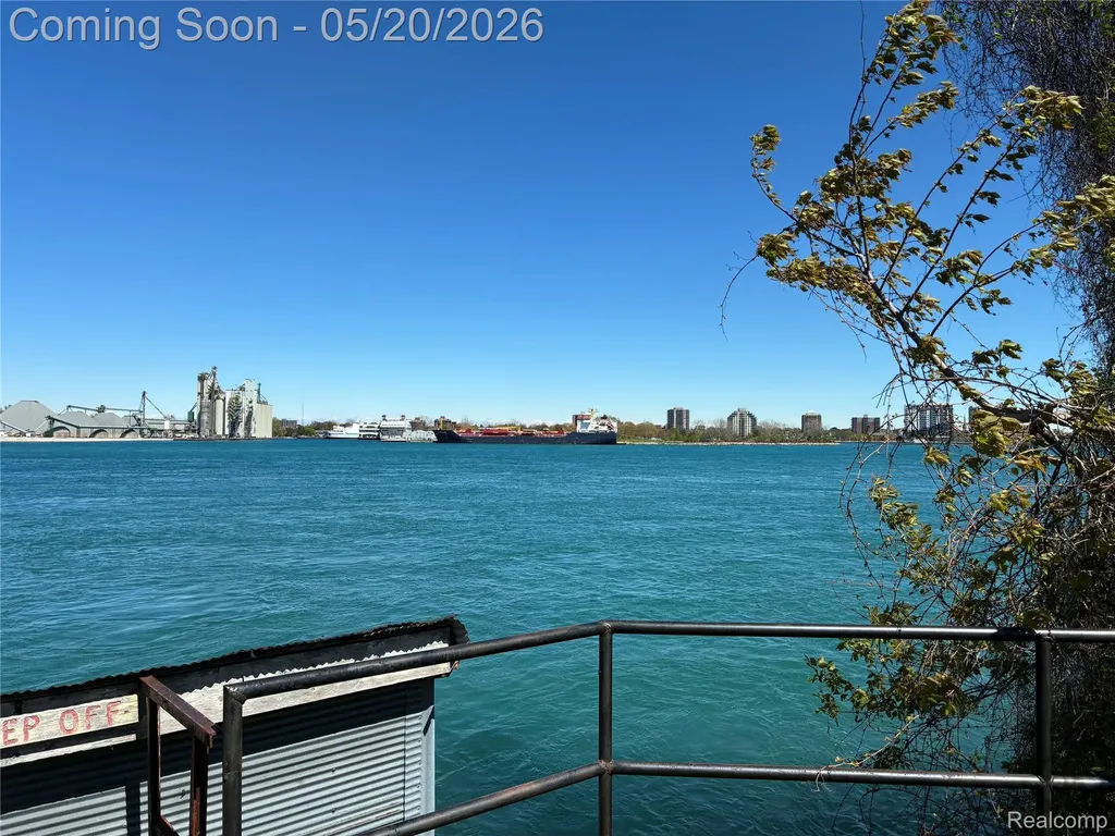 804 Merchant Street Port Huron City MI 48060
