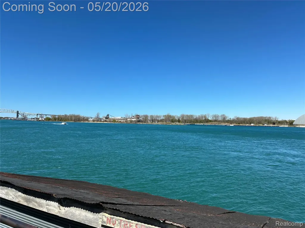 804 Merchant Street Port Huron City MI 48060