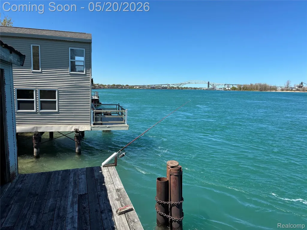 804 Merchant Street Port Huron City MI 48060