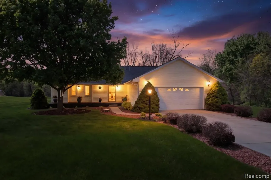 8336 Rondale Drive Grand Blanc Charter Township MI 48439