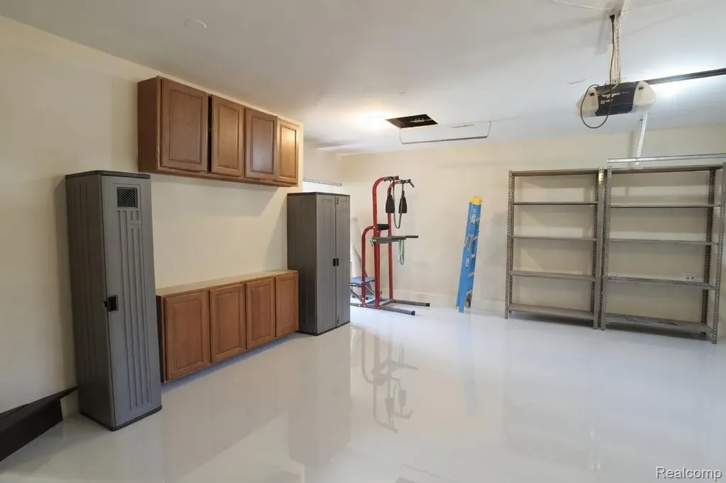 8336 Rondale Drive Grand Blanc Charter Township MI 48439