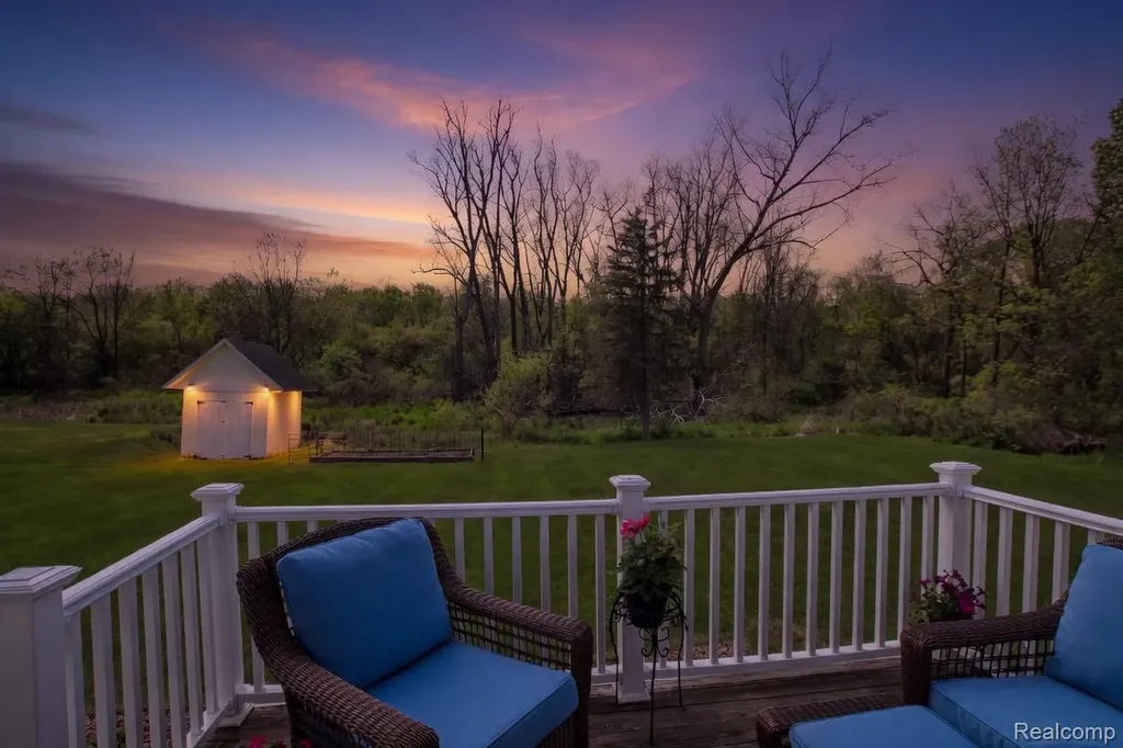 8336 Rondale Drive Grand Blanc Charter Township MI 48439