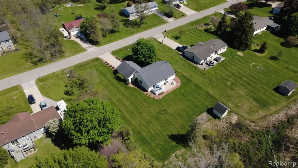 8336 Rondale Drive Grand Blanc Charter Township MI 48439