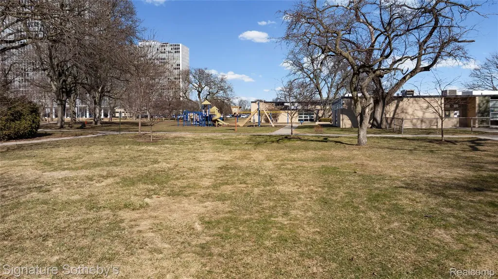 1400 Joliet Place Detroit City MI 48207