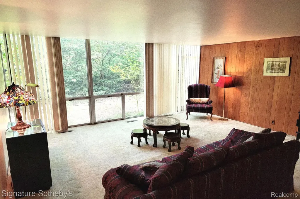 1400 Joliet Place Detroit City MI 48207